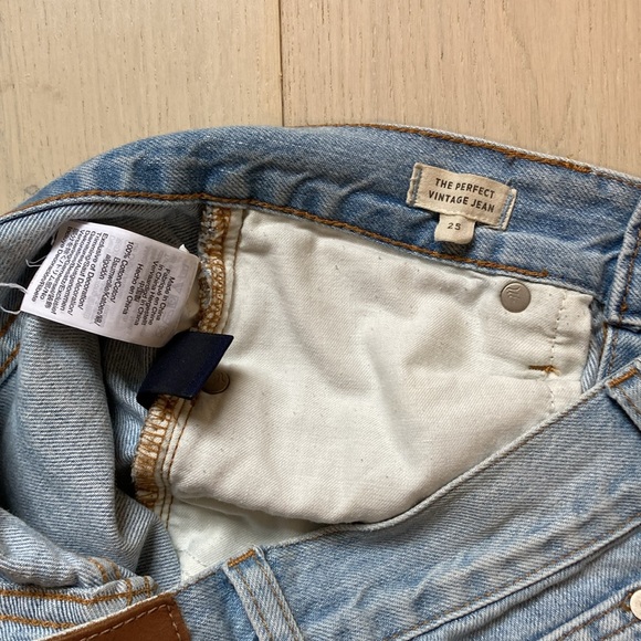 Madewell perfect vintage jean size 25, light blue - Picture 7 of 8